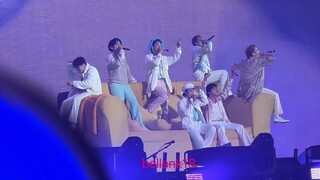 211127 (Life goes on + Boy with Luv) BTS  방탄소년단 Permission on Stage LA concert Day 1
