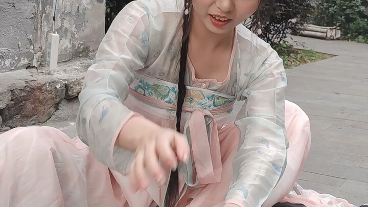 อย่ากดไลก์ รักษาหน้าไว้ อย่าทำลายภาพลักษณ์สาวน้อยสวยๆ ของฉัน
