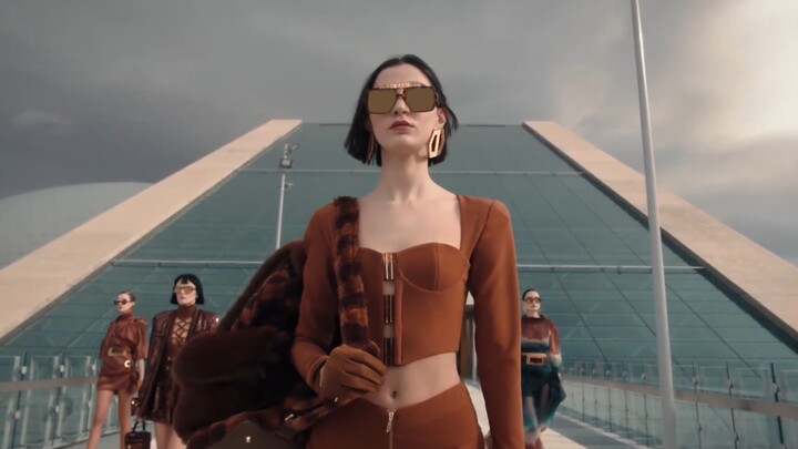 【Raisa Vanessa Fall/Winter 2021】Get ready to feel the fashion vibes bursting off the screen—slip on 