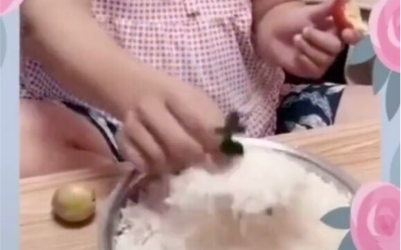 这食人花真可怕，还会咬人！