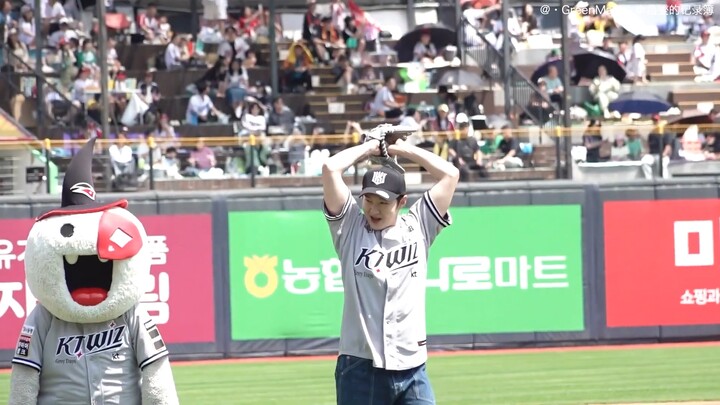 【GM Sub Indo】240628 Lee Chang-seop KT Wiz Lepas Bola Pertama Behind-the-Scenes