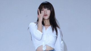 【البكاء - نجمي】لي هياو إن تبكي بشدة أثناء الاستماع إلى الأغنية لأنها تذكرتني