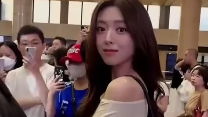 Mengerti kenapa beberapa idol wanita enggak suka ngadain acara签售