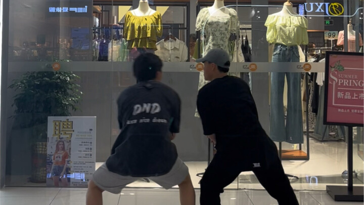 Cách chào hỏi đúng chuẩn của ikun