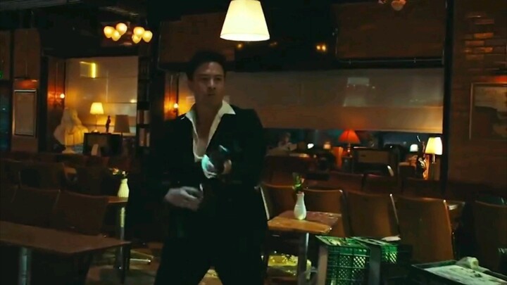 أخيرًا لعب أن تشي جيه دور الرجل الطيب!