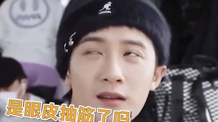 Tan Jianci imitated his mother Liu Mintao, he was exactly the same, and he didn't go to bed for thre
