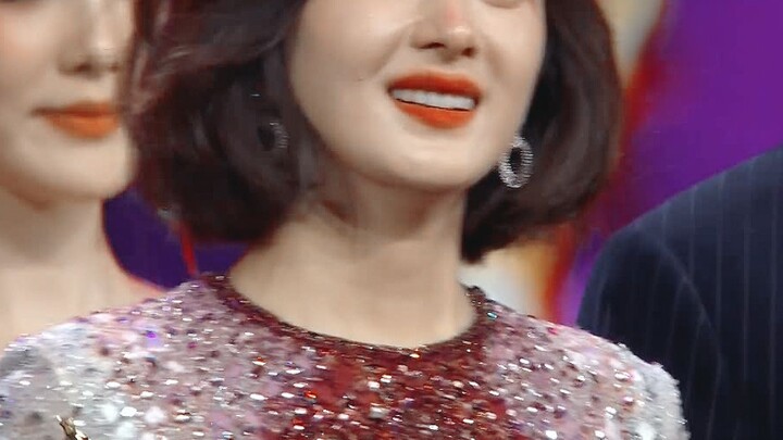 โอ้พระเจ้า! นักแสดงหญิงจากกลุ่ม 85 ที่ได้รับรางวัลนักแสดงนำหญิงยอดเยี่ยมจากงานเฟิร์สต์ สตาร์ อวอร์ด 