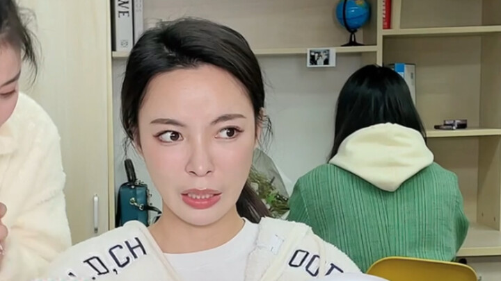 แล้วสุดท้ายควรจะตามใจพวกเธอไหมนะ?