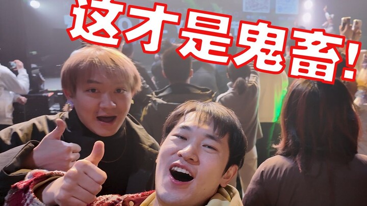 The Renaissance! What does this decade-old YouTuber do every single day?