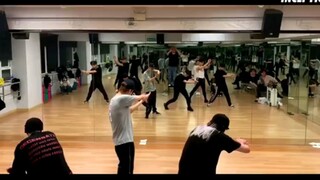 Wang Yibo's high-definition practice room Fire is so awesome