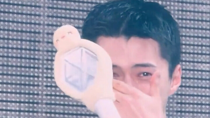 Baekhyun, do you ever feel regret too? 😭😭