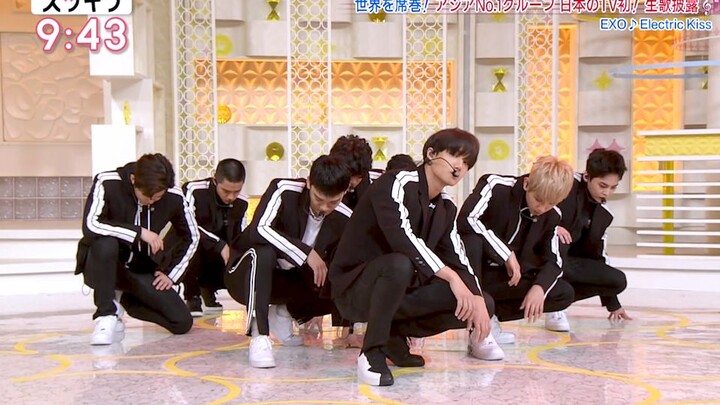 【4K 60fps】EXO "Electric Kiss" (180126)