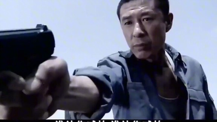 争锋：村霸侮辱大叔，殊不知大叔是亡命徒，直接一枪爆头村霸