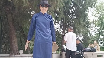 Ngoài trời #Nhóm nhảy Axe đang chờ bạn đến cùng vui chơi đó, like ❤ nào!