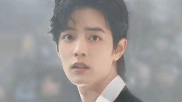 No wonder he was an instant sensation as soon as he entered school! Even going to the cafeteria to e