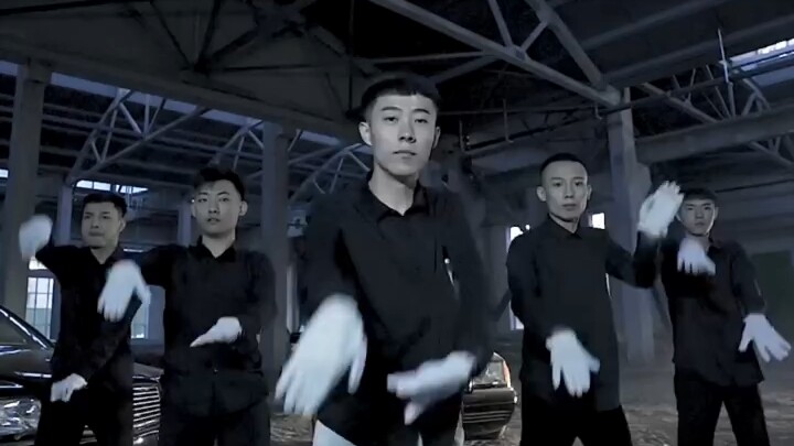 ชิงไห่สั่นคลอน แต่เมืองแห่งเทพนิยาย