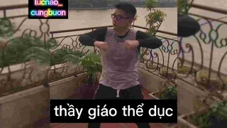 Thầy giáo thể dục
