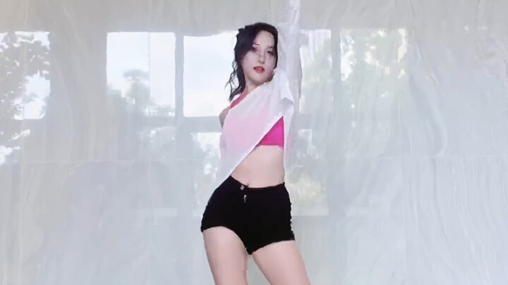 Pakaian favoritku akhir-akhir ini!