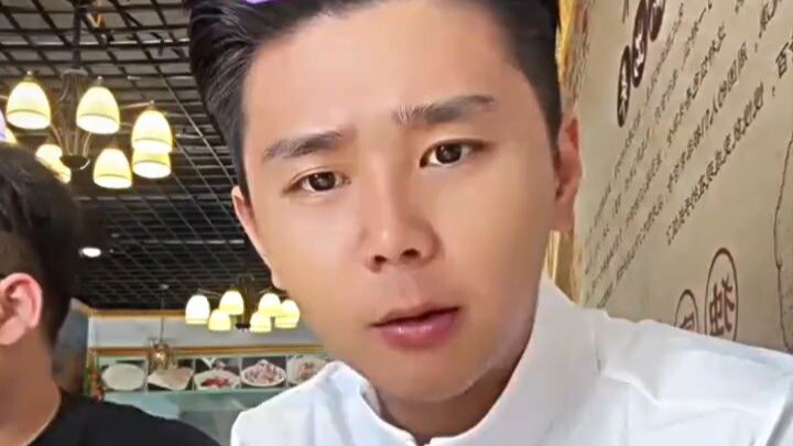 لقد كنت أبث مباشرًا لفترة طويلة ولا أعرف أين مفتاح إنهاء البث