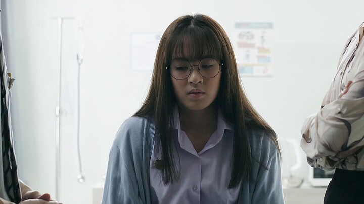 เด็กสาววัย 16 ปีมีภาวะความดันโลหิตสูง แต่เธอยังสามารถอ่านใจได้อีกด้วย