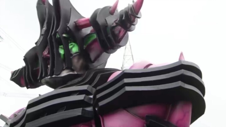 บอสคนสุดท้ายของ Kamen Rider King of Time——Swaruz (Alien Imperial Rider)