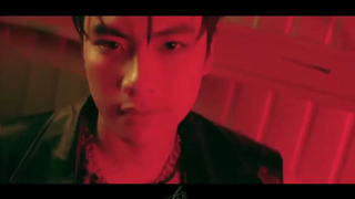 OPV โอมนนน - Russian roulette (Rihanna)