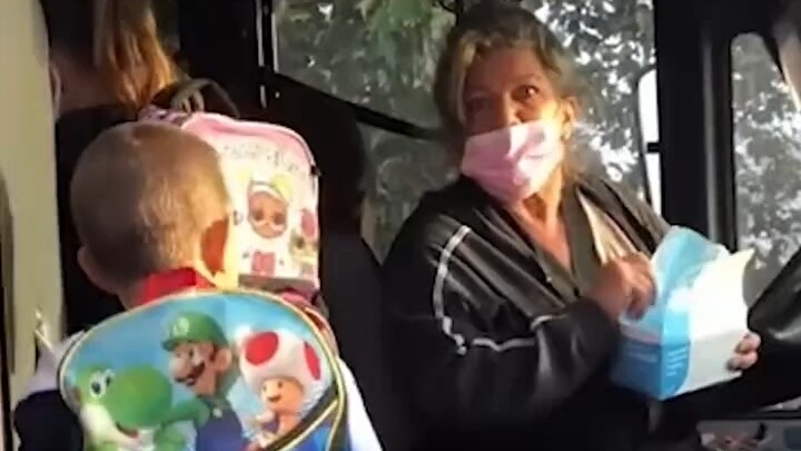 It's really hard to meet a bus driver like this...｜Surfing to learn words 26