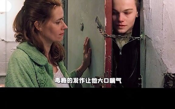 الرجل يندم مدى الحياة بسبب لحظة اندفاع، والموقف التالي أذهل الجميع.