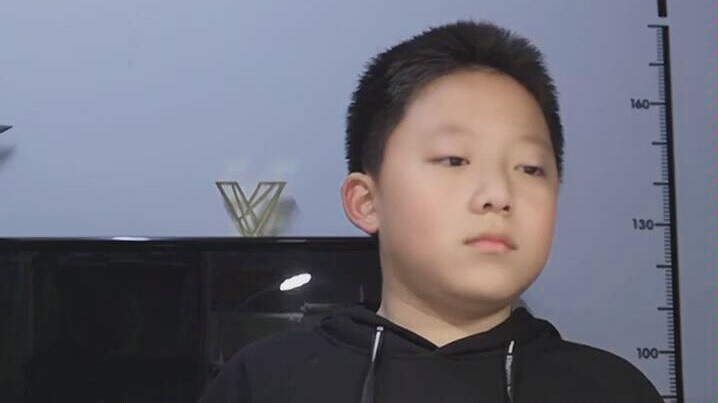 Orang tua menandatangani karena anaknya mendapat nilai 60