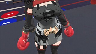 «عندما تنحني المرأة فلا ترى طرف قدميها، فهي بالفعل من أجمل النساء في العالم»