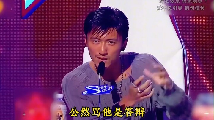 Chen Kun di depan umum melempar headphone ke arah Nicholas Tse, dan Nicholas Tse balas dengan nada t