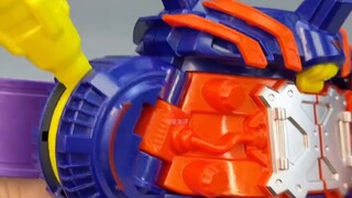 Have you ever seen Kamen Rider transforming with pudding?