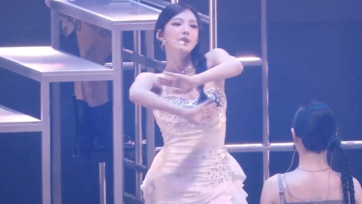 ฉันยังคงคิดเสมอว่าเพลงนี้ของ aespa เจนนี่ นิงอี้จั๋วเต้นได้มีเสน่ห์ที่สุด