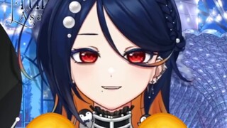 She took it off during the super beautiful 3D live broadcast...! ?