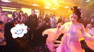 《花间酒》腰间一壶酒 不问世事@郭喆喆  #郭喆喆  #喆舞国风酒馆