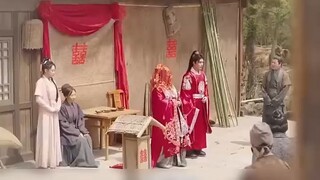 Reborn as His Shameful Bride—Now She’s the One in Power.