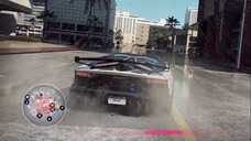 Lamborghini Aventador SVJ Coupe '19 escapes from pursuit through the city streets