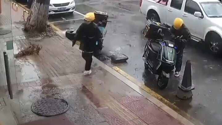 I snatched a money detector online for 9.9 yuan