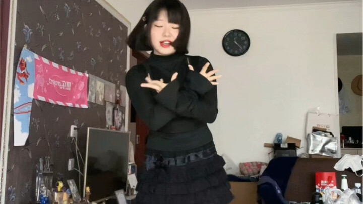 Long time no see Living Room Bank IVE "I Am" singing and dancing
