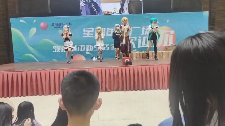 肇庆星湖国际广场必胜客联动