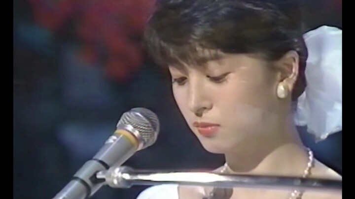 Kawai Naoko's "Half Moon Serenade" live performance
