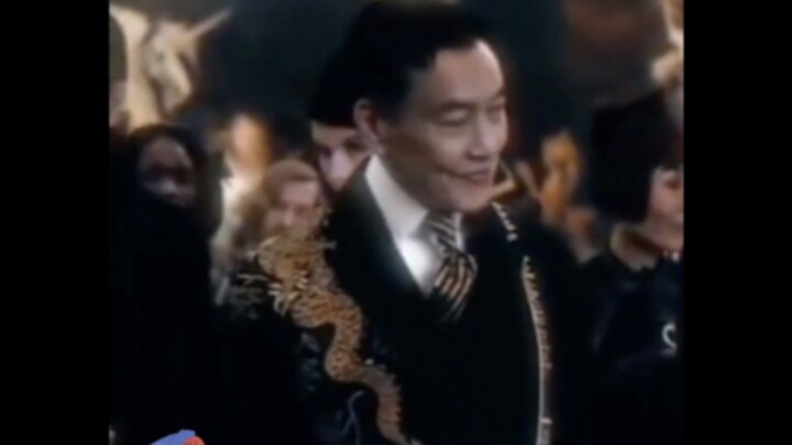 اتضح أن جي كي رولينغ أدرجت الكثير من العناصر الصينية في أعمالها، وكلها تنسجم تمامًا مع الذوق الجمالي