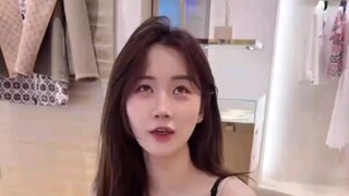 My thoughts are as endless as water, and the beauty's graceful silhouette captivates the whole city.