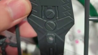 Nếu Bandai không muốn làm mô hình thì họ không cần phải bán chúng. Không cần phải khiến mọi người gh