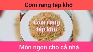 Cơm rang tép khô