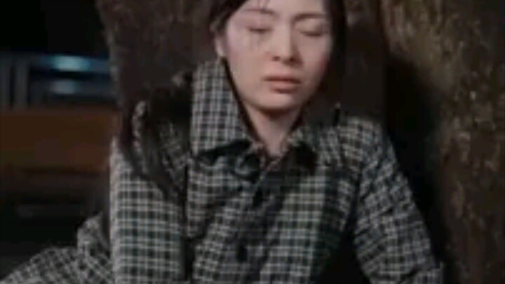 11. Reborn in the 90s she awakens family cut-off power and rewrites her fate.!