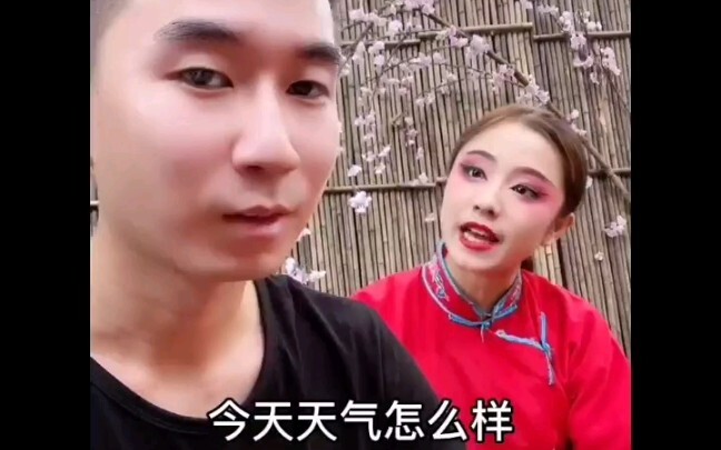 ไม่นึกเลยว่าพี่สาวรุ่นพี่จะกลับมาอ่อนโยนขึ้นแล้ว