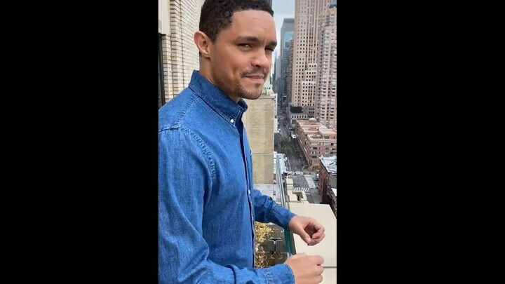 Trevor Noah tries again to sing on the balcony like Italians, and once again gets caught by his neig
