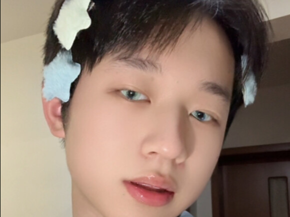 哥哥姐姐们乐维知道错了