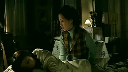 Accompanying his daughter on a blind date, the guy falls in love with his mother-in-law